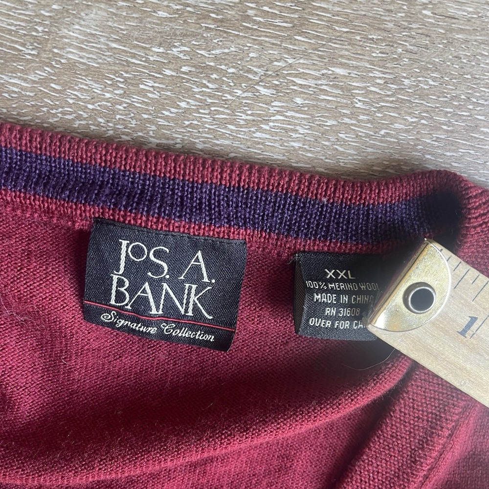Jos A. Bank 100% Merino Wool Sweater XXL 2X Wine V-Neck Signature Collection - Picture 4 of 6